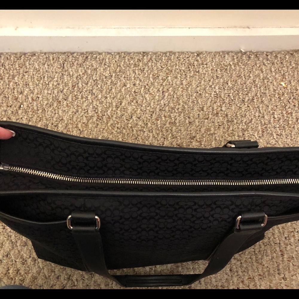 Authentic Coach bag. - Picture 2 of 6